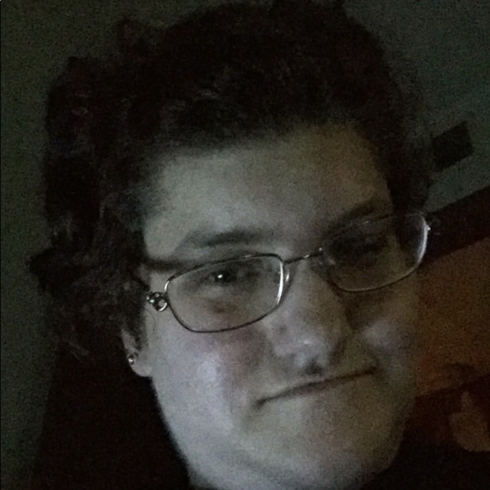 Meet your Posher, Crissy